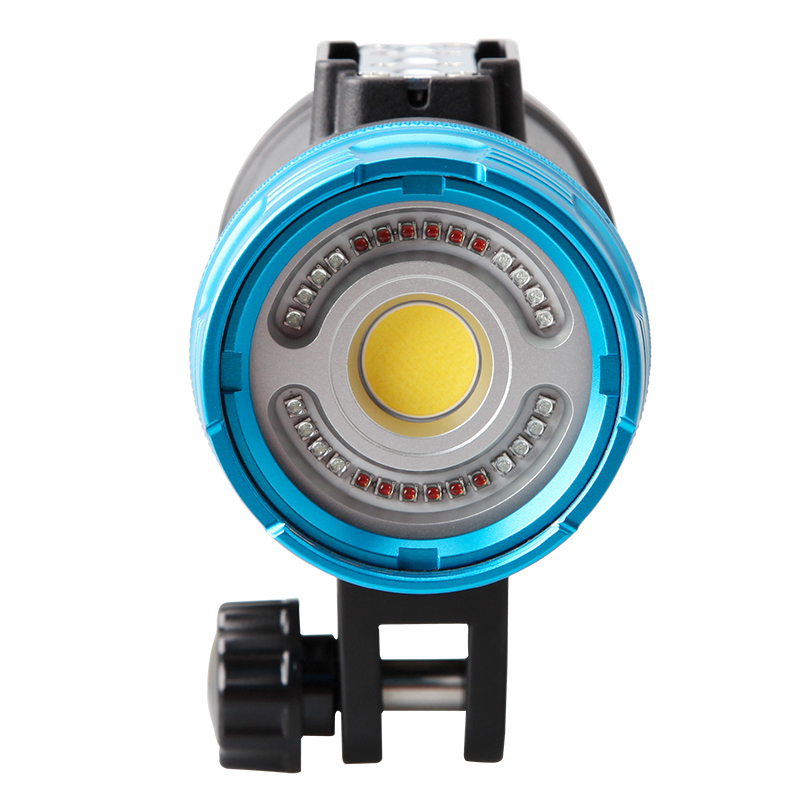 WEEFINE WF082 스마트 포커스 5000 새로운 - Dive Flashlight 5000 Lumens Underwater 리뷰 및 가격